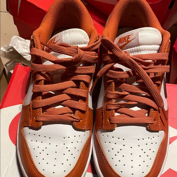 Nike Dunks - Picture 2 of 4